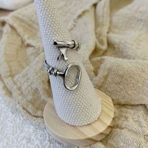 The Open Key Ring in silver